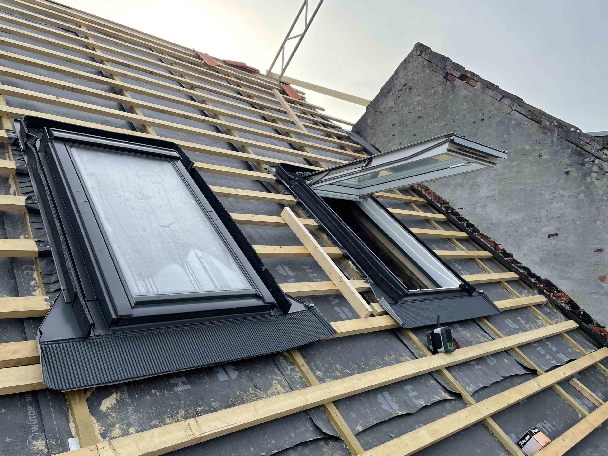 Udskiftning af tag og montering af Velux-vinduer