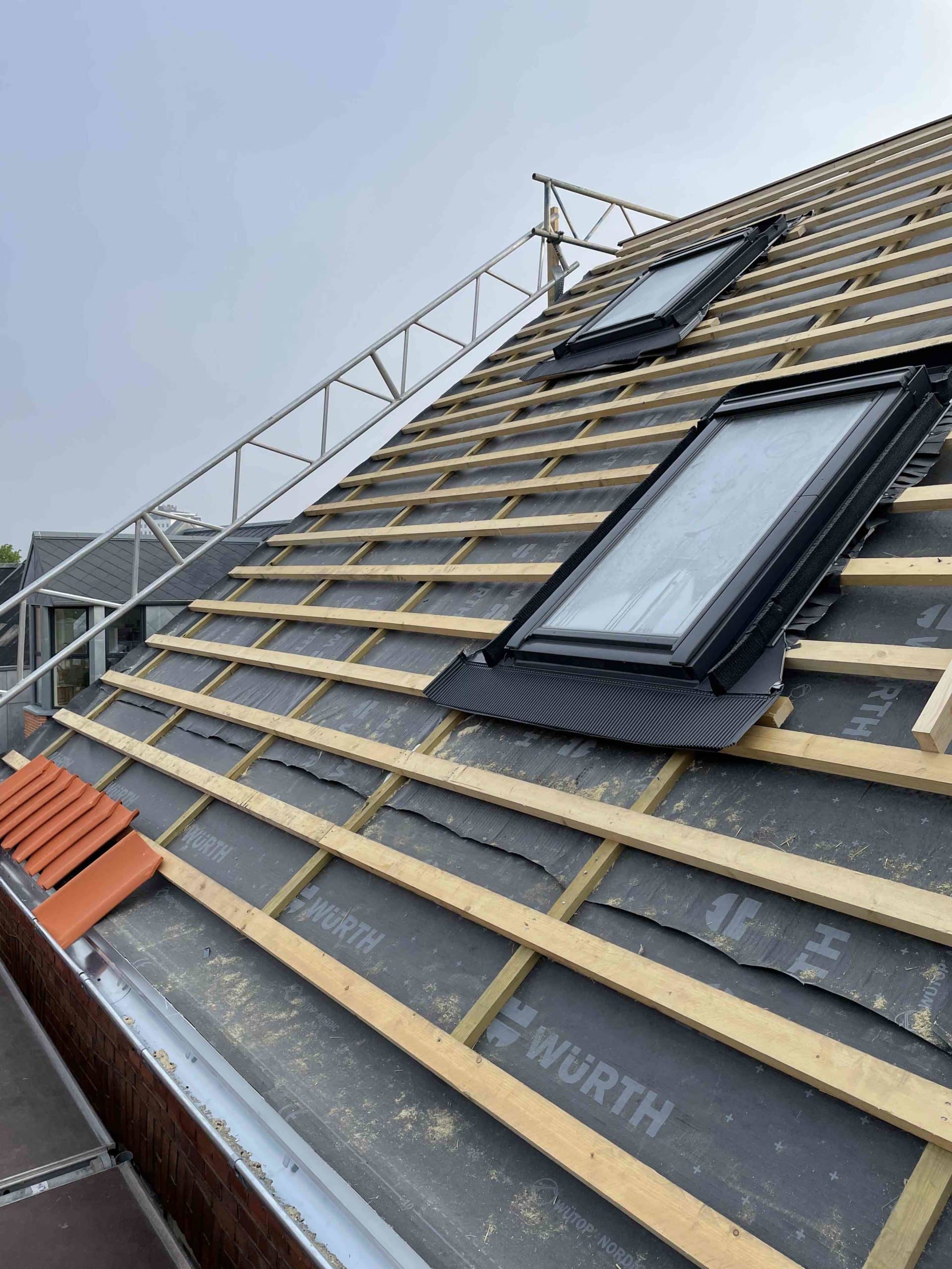 Udskiftning af tag og montering af Velux-vinduer i Vejle